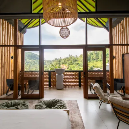 O2 Villas Ella