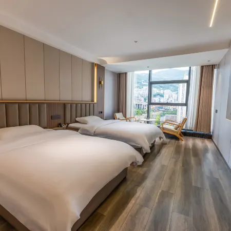 Boman Hotel (Fengjie County New Century Department Store)
