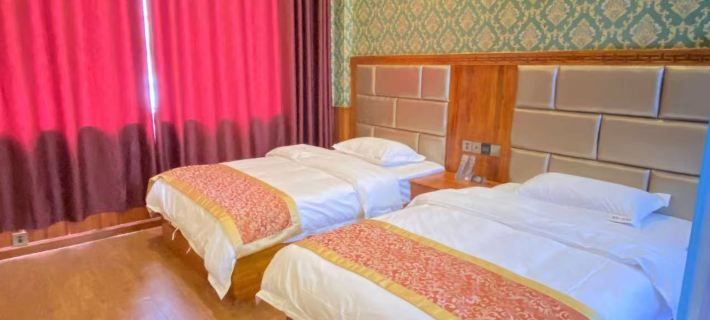 Sertar Tibetan Family No.1 Homestay 써다 호텔