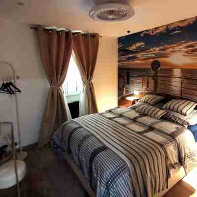Le Palmier Doré Calme à Menton jusqu'à 4 invités Rooms