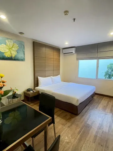 รูปภาพของเอมิส บาย สีมาธานี