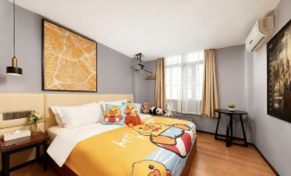 Local Hotels (Guangzhou Jiangnanxi Changgang Road Metro Station)