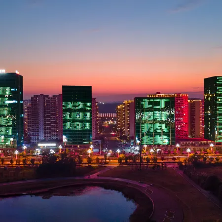 Ludao Smart Hotel (Suining Wanxianghui)