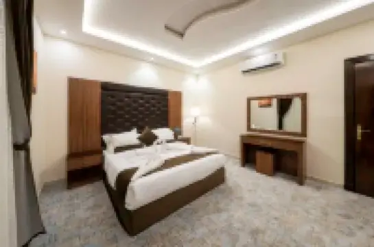 Al Qasr Hotel Suites - Al Iskan District Hotel di 