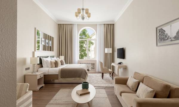 Boutique 19 Hotel
