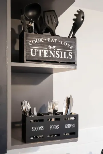 Law 1 - INVOICE and REDUCED PRICE are only by SUNRISE SHORT LETS DUNDEE, 4 Rooms, 4 Beds