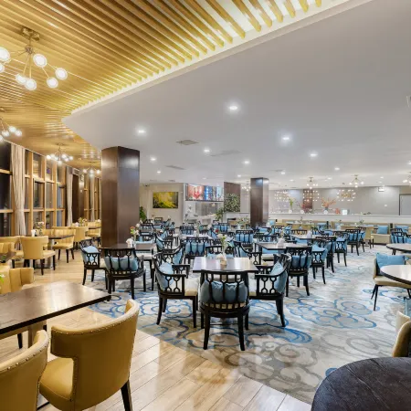 Weishi Jinxiu Hotel