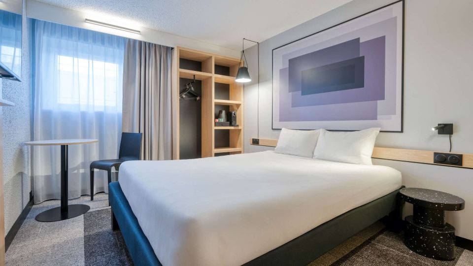 Ibis Orly Chevilly Tram 7