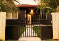 Central Strathfield quiet share stay