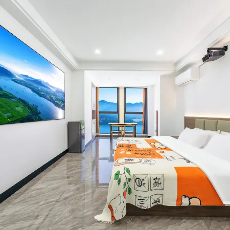 Yunshang Chunjiang City Homestay (Tonglu Fuchunjiang Branch)