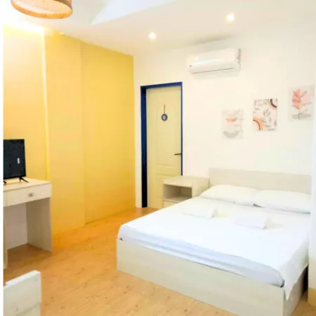 D'KRONOS HOTEL & RESORT