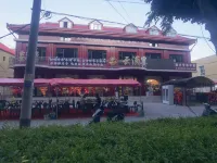 Yijing Xiaolu Homestay (Bagua City Center Taiji Altar) فنادق في ته كه سى