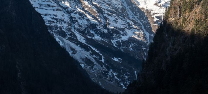 ROCK HOTEL YUBENG 徳欽のホテル