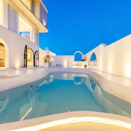 Ye Xu | First-line sea view | Designer vacation accommodation with mountain and sea view pool