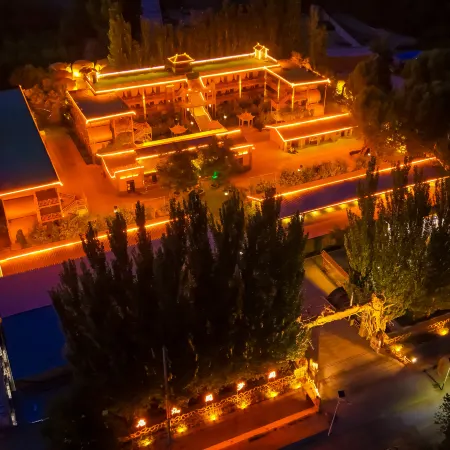Dunhuang yuanmengyuan Hotel