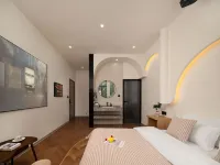 Xinyuan Alley · Yin Homestay