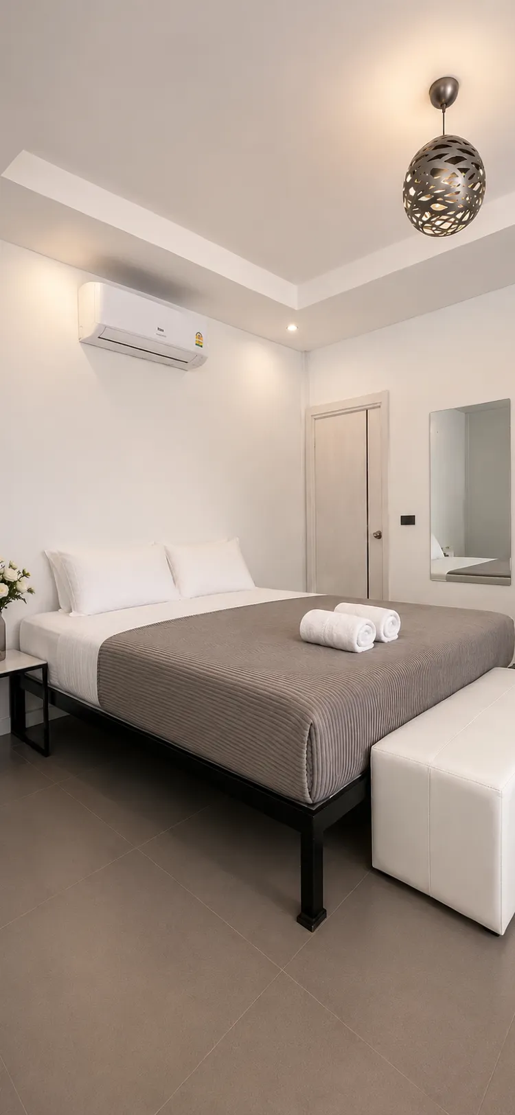 King Room Parking House