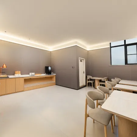 Urban Garden Hotel (Yanling County Lingnan Bus Station)