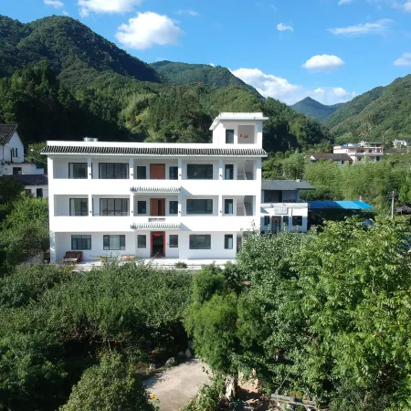 Jiufeng Mountain Hidden Realm, Lechang | Cloud Retreat Lodging