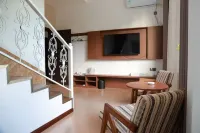 Anhe Homestay - parking