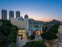 โรงแรมนานาชาติคิงวาร์ด - ติดทะเล