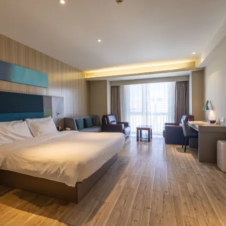 Youyou E-Sports Hotel (Tangshan Wanda Plaza)