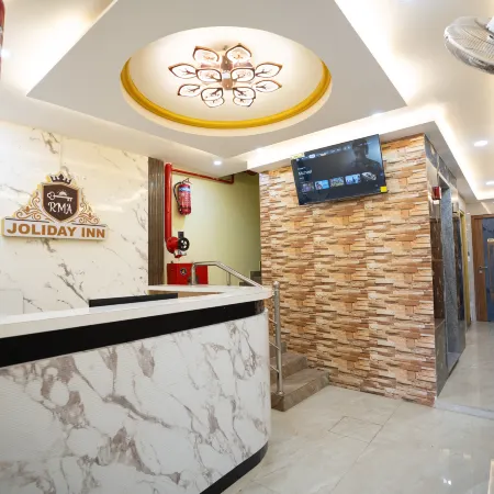 RMA Joliday Inn Hotele w: Puducherry