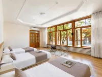 Xing Chen Hostel - parking