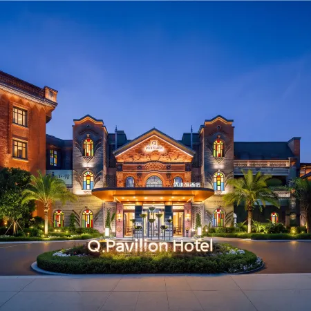 Q.Pavilion Hotel