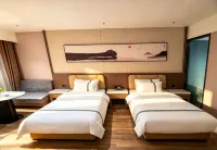 Travel Youth · Smart Hotel (Wanda Plaza Wuwei No. 30 Middle School) - Mountain view