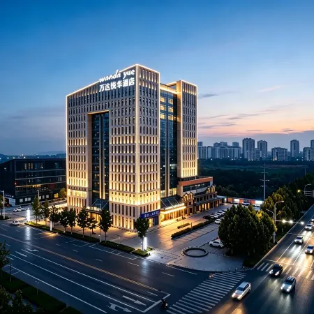 Wanda Yue Hotel (Pingyi · Mengshan Station)