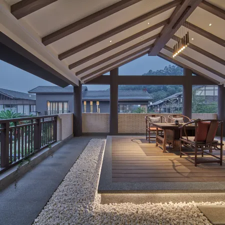 Xinxing Zenyu Town North and South Ju Siheyuan