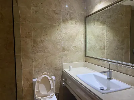 Harbin Shuangcheng Jinjie Business Hotel (Bei'erdao Street) Отели рядом с достопримечательностью «The Open University of Harbin Shuangcheng Branch»