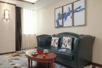 Liuzhou An'an International Hotel (Wuling Baojun Avenue) Hotels near Guangxi University of Technology Lushan College