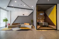 IU Hotel (Hezhou Zhaoping Government Affairs Center)