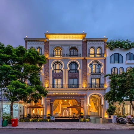 Golden Tree Apartment Phu My Hung Отели рядом с достопримечательностью «Район 7»
