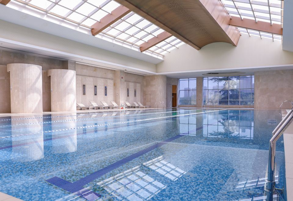 1. 쉐라톤 시안 호..