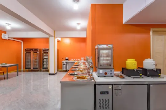 Yiwu Wanyue International Smart Hotel Отели рядом с достопримечательностью «Qiyi Agriculture Ecological Garden»