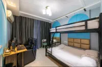 Wuwei E-sports Sunshine Holiday Hotel