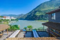 Lishui falls in love with Nujiang Boutique Inn - Vuoristonäköala