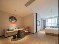 Ni Hao Hotel (Chengdu Longquanyi Dongfang Huada Plaza) Hotel in zona Acupuncture School Longquan Campus， Teaching Hospital of Chengdu University of TCM (Northeast Gate)