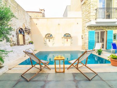 Alacati Asmali Konak Hotel