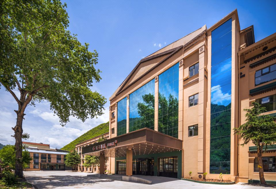 Orange 호텔 스마트 객실 전경