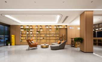 Jinjiang Inn Select (Wuhan Optics Valley Avenue Lingjie Road Institute of Communications)