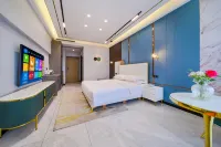 Mohist Impression Hotel (Xinxiang Baolong Plaza)