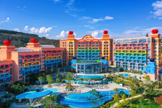 撫仙湖海豚灣ホテル（寒武紀小町）