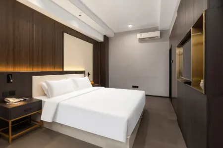 NICESOE Hotel  (Chengdu Chunxi Road 339 Tianfu Panda Tower Branch)