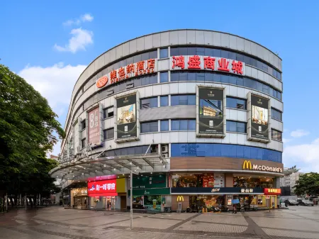 Vienna Hotel (Guangzhou Railway Baiyun Station Dekang Road)