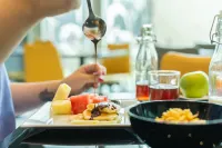 HF Fenix Music - breakfast