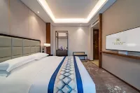 Minshan Sun Tribe Hotel Hotels near Baihaizi Lake